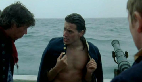 panamanga:Ioan Gruffudd as Horatio Hornblower and Jamie Bamber as Archie Kennedy in Hornblower, seas
