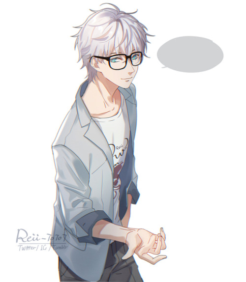 r-e-i-i:saeran with glasses!