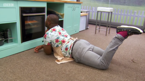 salesonfilm:selasi emoting on the floor while wearing a floral t-shirt appreciation post (feat. bonu