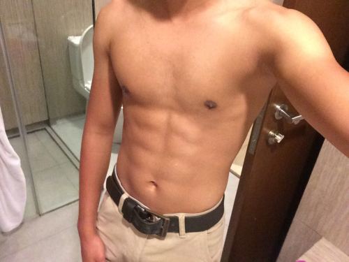 danieljasonmedina: mmmmmmmboyy: Mly mix chi…. mmmmmmmdap boy…. Sagt sedap