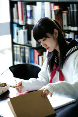 meido-cafe:  Suzuki Airi 