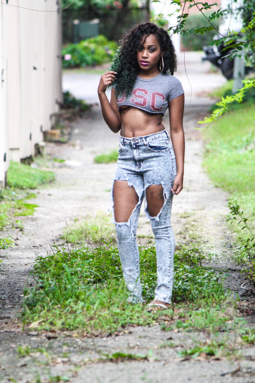 allbeautifulblackgirls: Model | Kimberly Edwards  Instagram | @badd_caramel Photographer | Beho