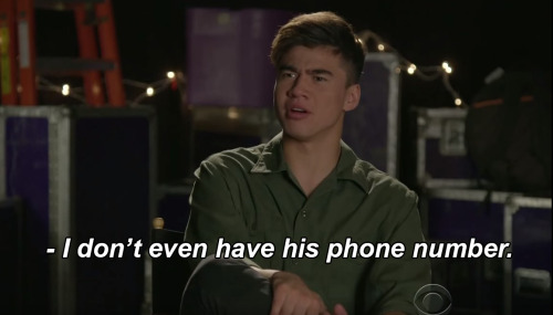 amour-ash:cherryberryann:i died at this moment (x)I want a 5sos tv show