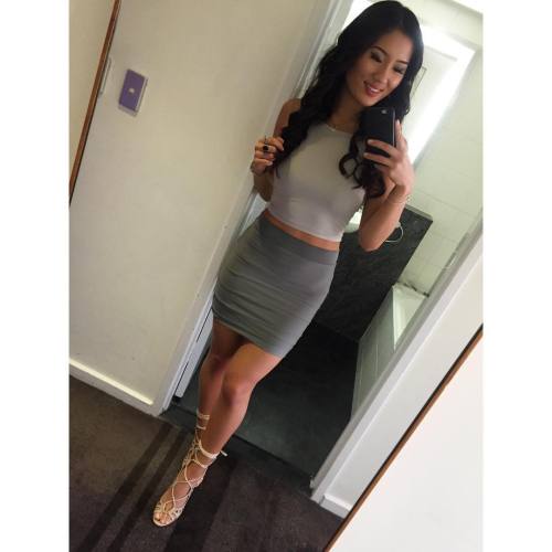 Sex Asian in a grey skirt pictures