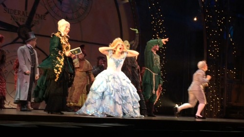 Some pretty adorable photos of the 2NT cast of Wicked from last night&rsquo;s curtain call in At