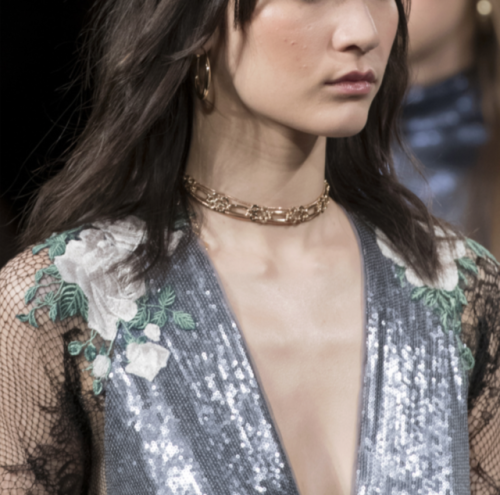 glowdetails:details @ tadashi shoji fall 2017