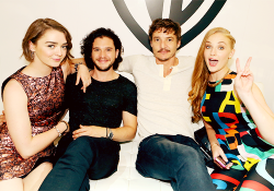 kinginthenorths:  At HBO’s ‘Game of Thrones’ cast autograph signing during Comic-Con 2014 on July 25, 2014 in San Diego, California 