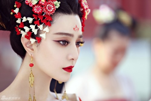  xxxshakespearexxx:The Empress of China 武则天 Wu ZetianFan Bing Bing 范冰冰 @ Aarif 李治廷http://www.ancient