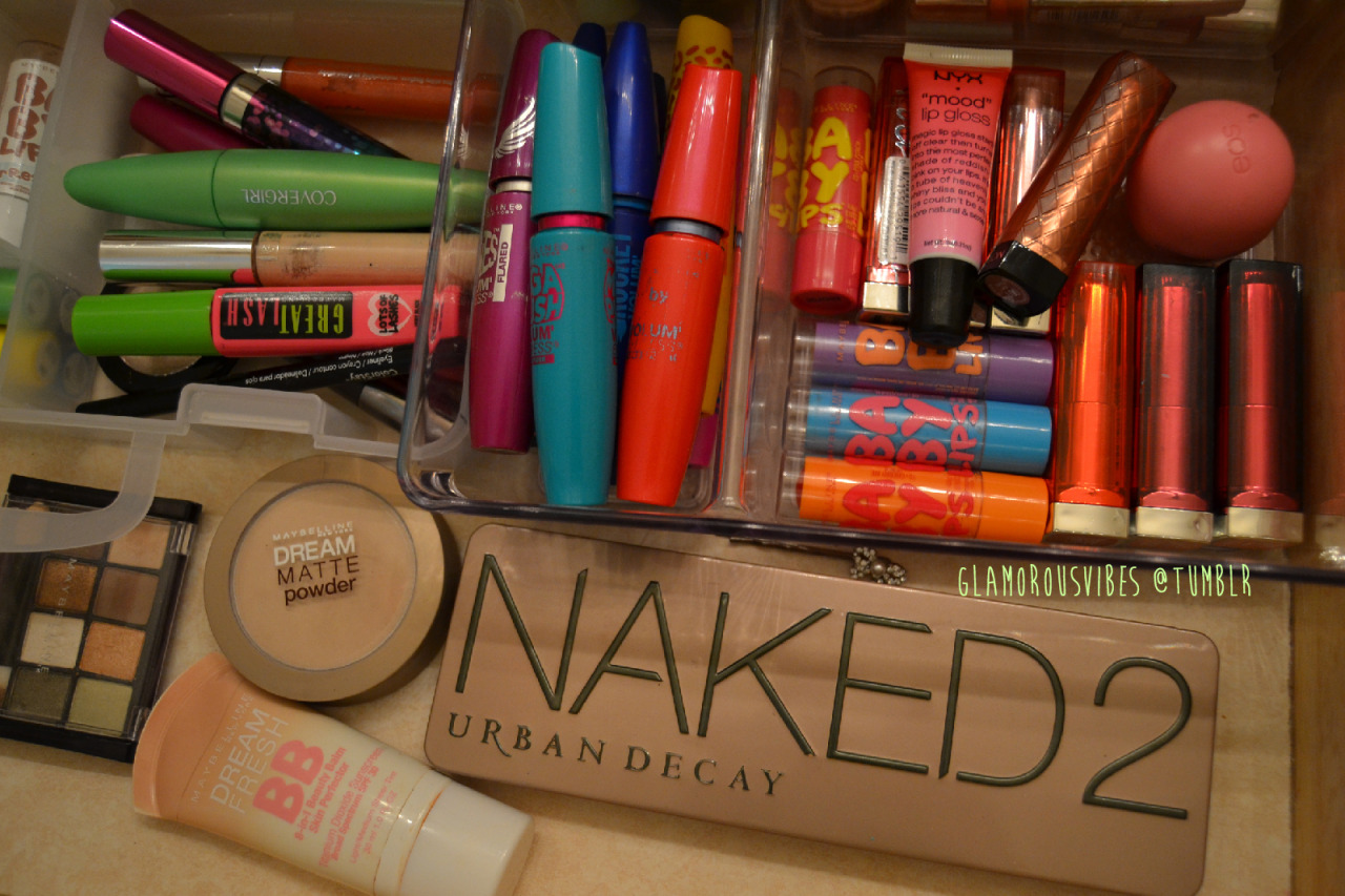 m3rm4id-pr1ncess:  can i have it all? 
