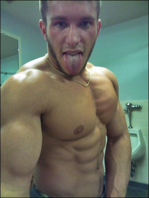 jarheadjay:  gayamateurclub:  Like amateur guys?  Follow the Gay Amateur Club. http://gayamateurclub.tumblr.com/