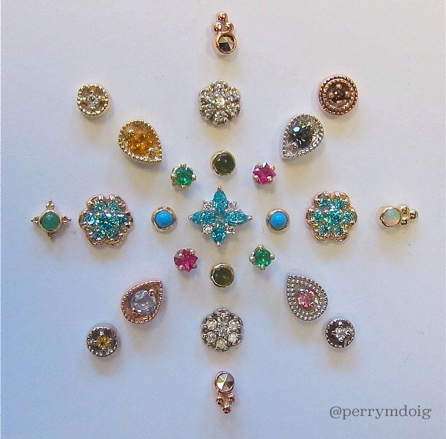 perrymdoig:  GOLD: IT DOES A BODY GOOD. All jewelry available for purchase at Rose