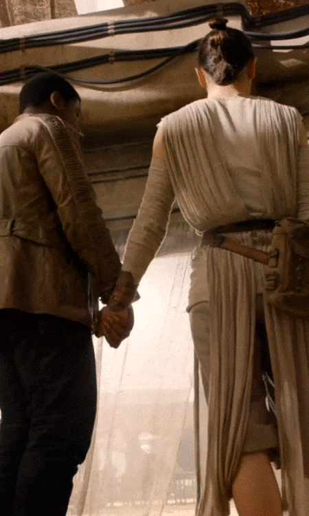 poplitealqueen:jyn-ersso: ❤ ❤ ❤ Finnrey holding hands from a different angle ❤ ❤ ❤(aka the reason i 