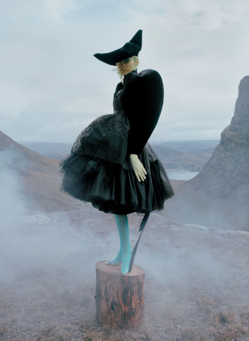 Set against the misty, windswept beauty of Inverness, an enchanting tale of bold colors, tailoring a