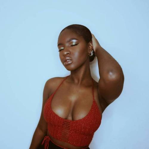 Porn themelanintreasury:  @m_rielaa photos