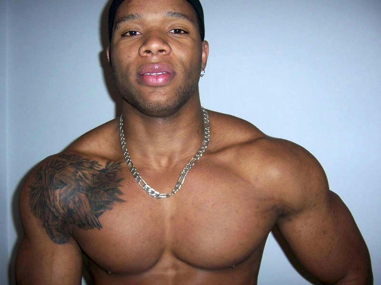 chromegatt:  He is all that! I need to find him