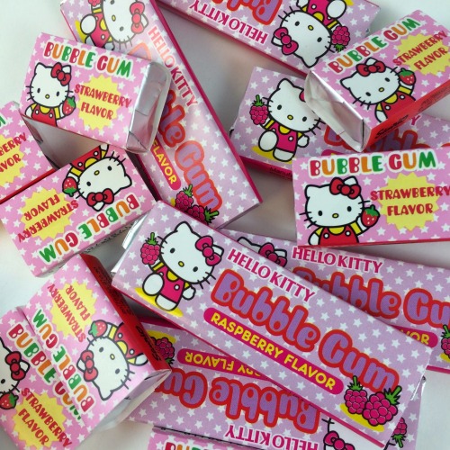 tinkevidia:  Sanrio: Hello Kitty:) 