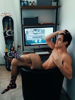 sexyboysbeingsexy.tumblr.com post 136640743214