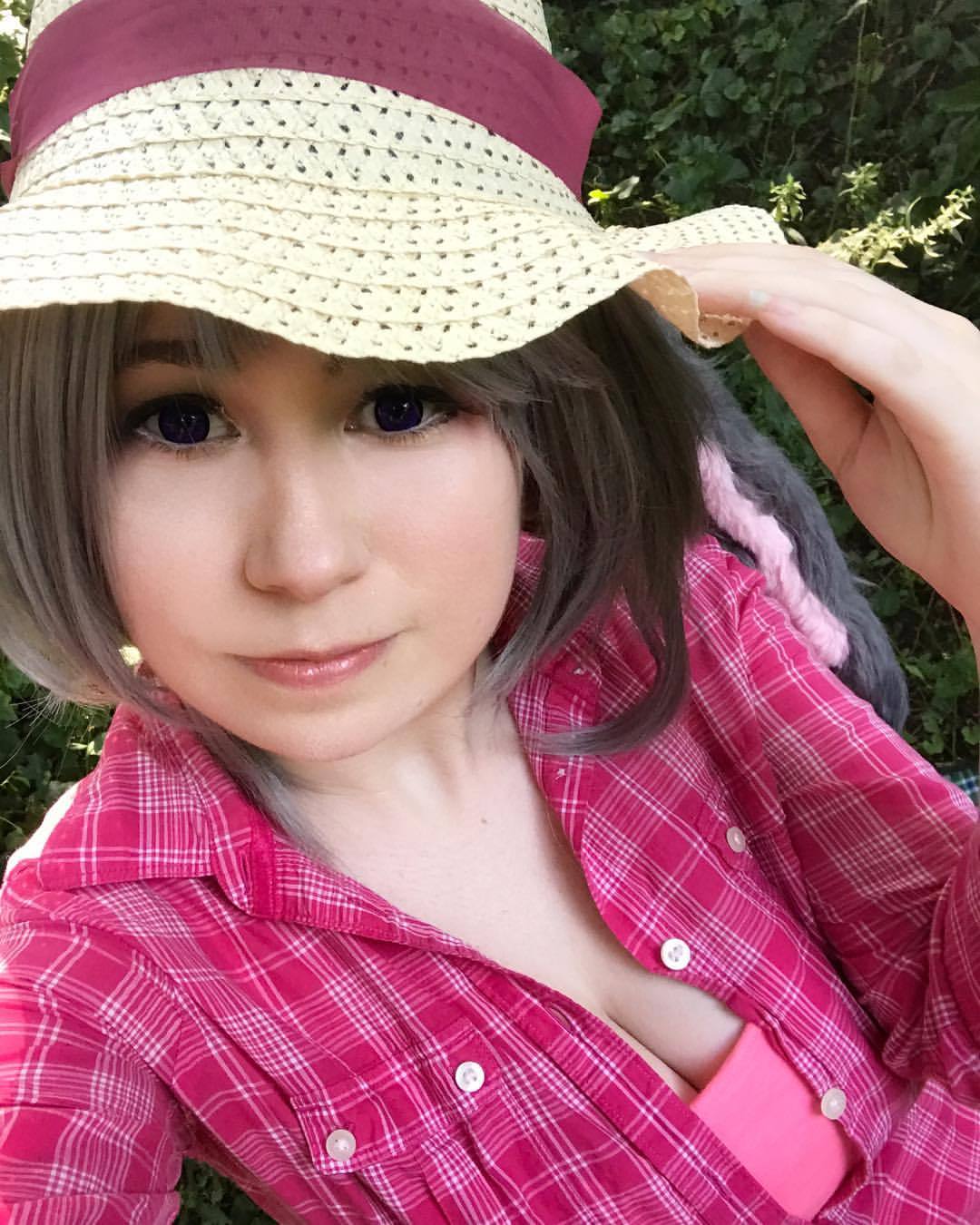 bunnyqueenmodeling:Shooting farmer Hopps today ❤️❤️❤️ #bunbun #bunny