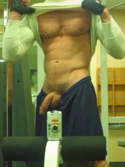 njstud:  dude…thank you….awesome.   submit to njstud.tumblr@gmail.com