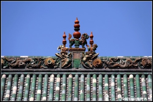 Dougong斗拱, the unique structural element of interlocking wooden brackets, one of the most important 