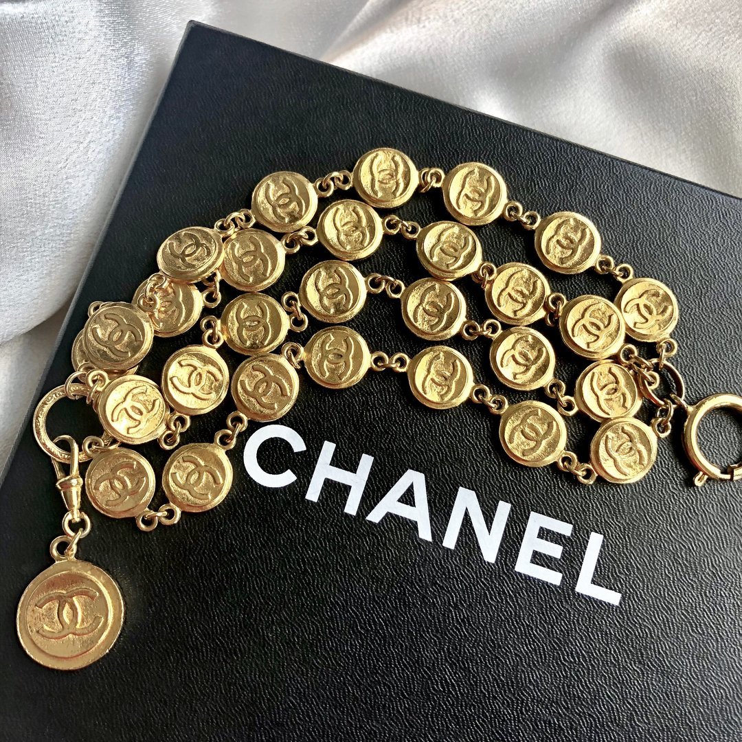 chanel reworked necklace