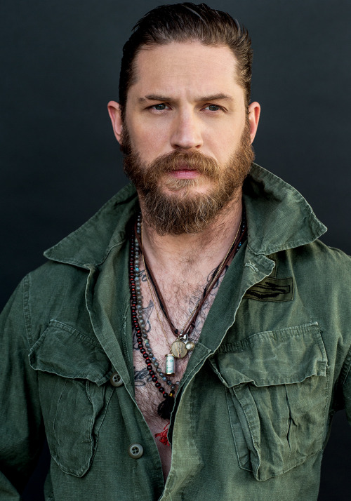 beardsplustattoos:  Tom Hardy | portrait by Greg Williams