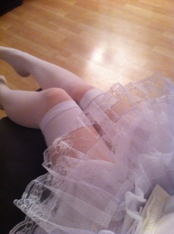 silky-soy:  My new petticoat, from Spreepicky. 