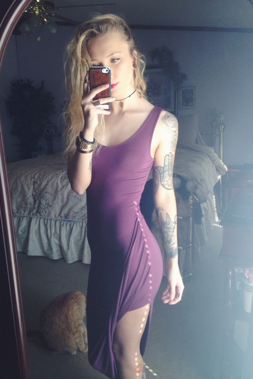 laprincesalunaa:God bless dis dress