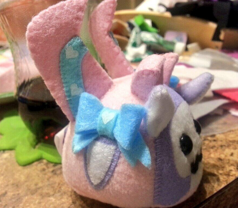 callykarishokka:  I REGRET NOTHING Pastel/Lolita/Sylveon Seeker. BOWS. BOWS EVERYWHERE.