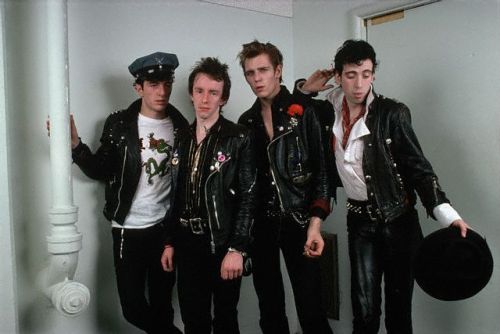 em-barba: 1979, The Clash on their first U.S. Visit, Photo by: Roger Ressmeyer