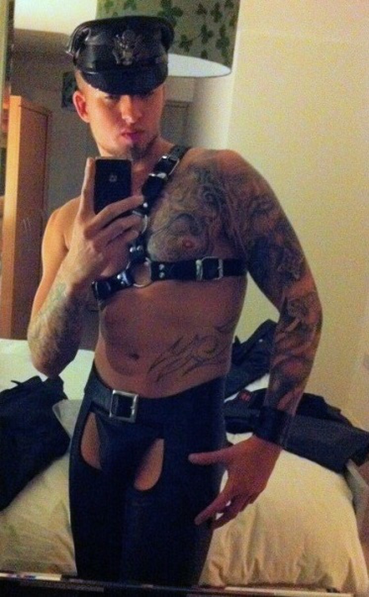 tomleathercgn:#leather