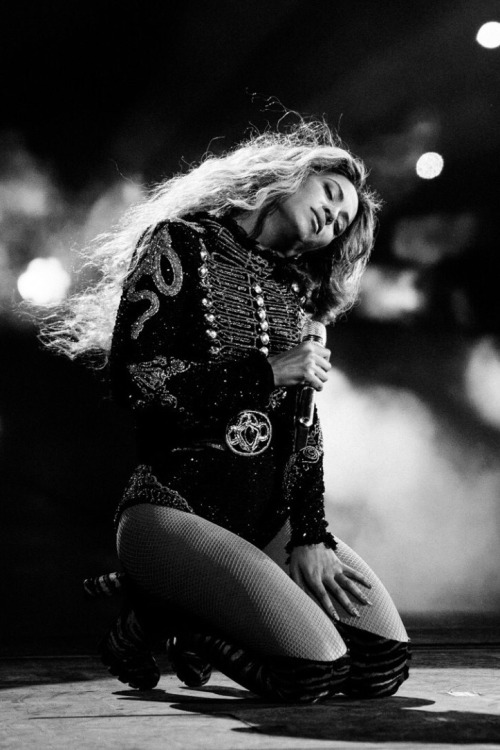 beyoncefashionstyle:Formation World Tour in Seattle (May 18)