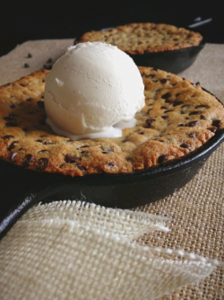 verticalfood:  Paleo Pizookie 