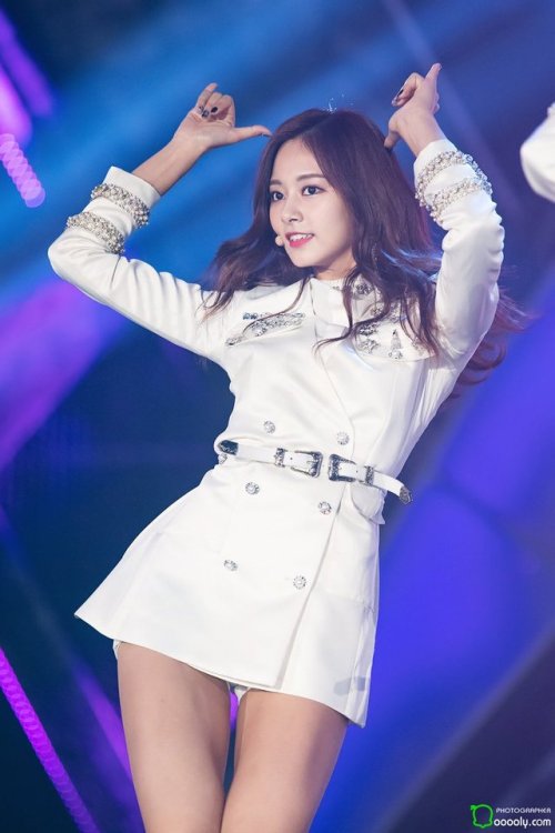 Daily Tzuyu adult photos