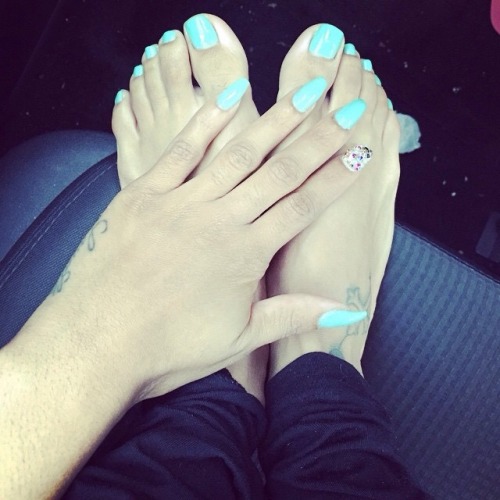 perfecttoesandsoles: Wankaego