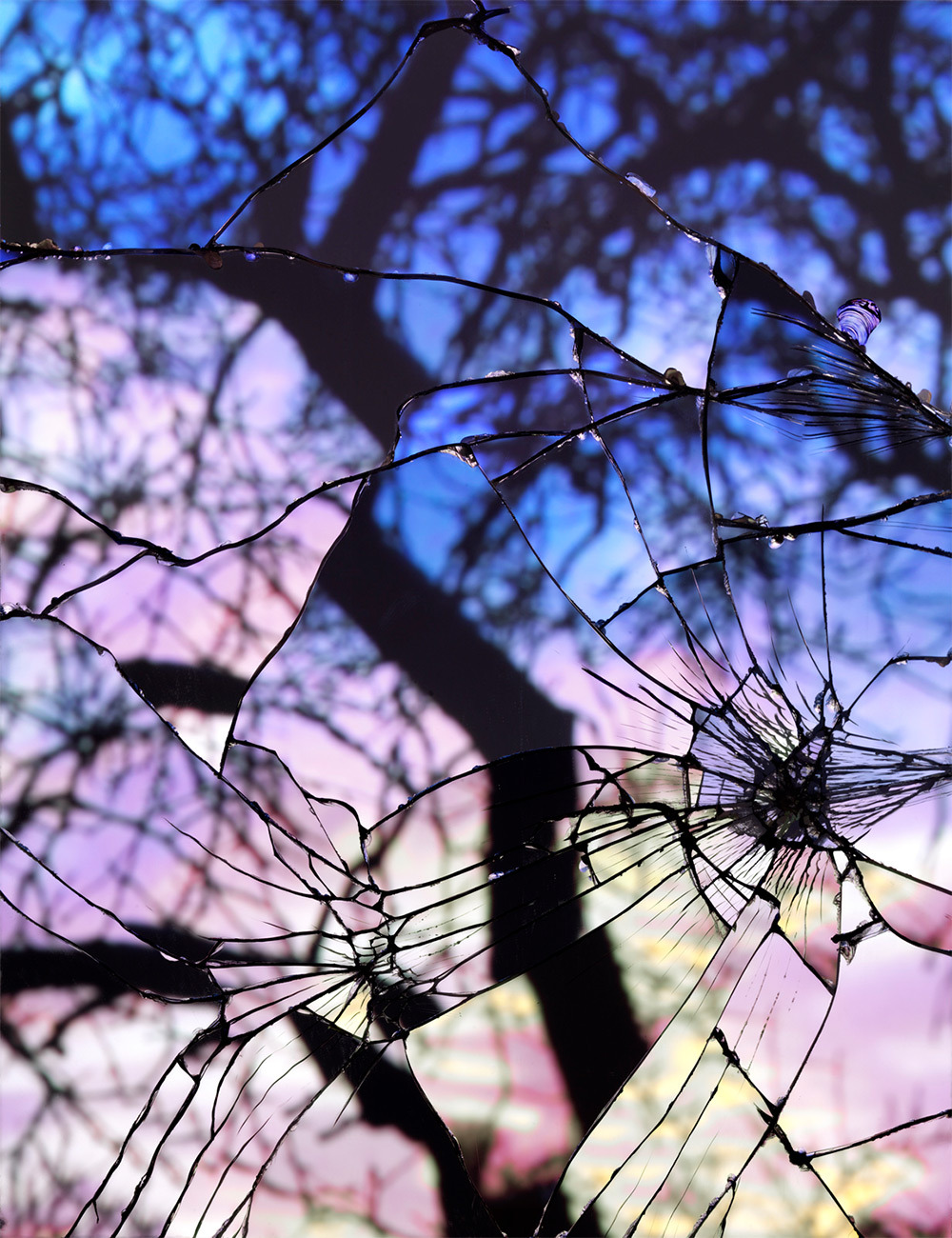 sixpenceee:  Pictures of Sunsets through Shattered Mirrors by Bing Wright  