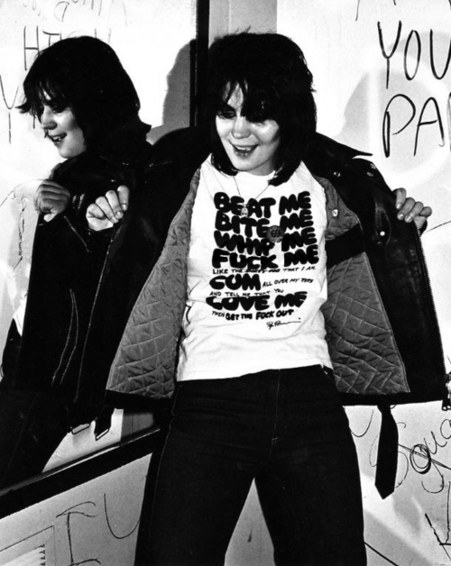 vintagesalt:  Joan Jett @ The Whisky A Go Go. Photograph by David Arnoff.
