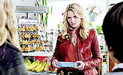  Emma Swan - Both sides of the Law 