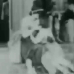 7730654ce00b597f1b7c6c432a5b71abcd849b4b.gifv