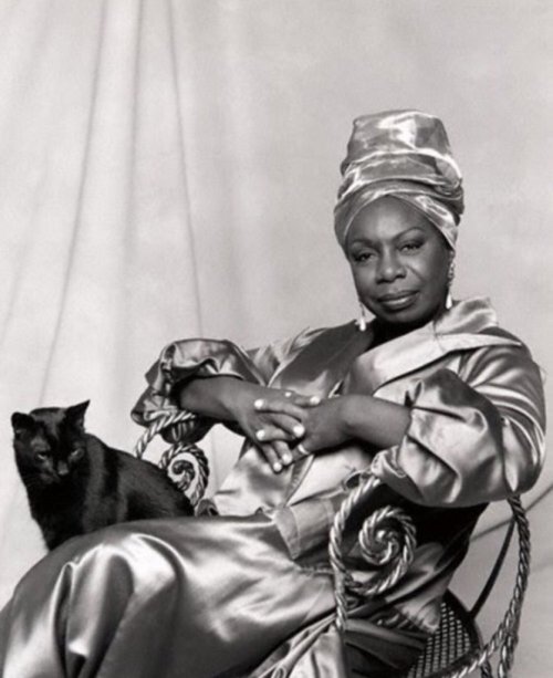 themaninthegreenshirt:    “Sometimes I sound like gravel and sometimes I sound like coffee and cream.” - Nina Simone  