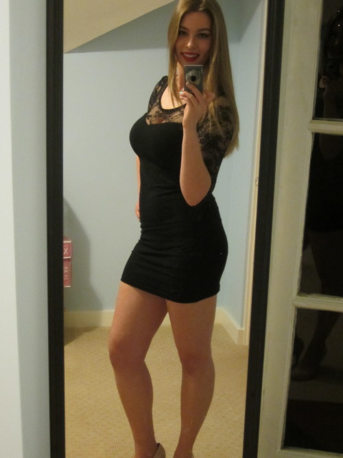 lovefigures:  Submission: “My favorite little black dress! :) Love your curves, ladies. <3”
