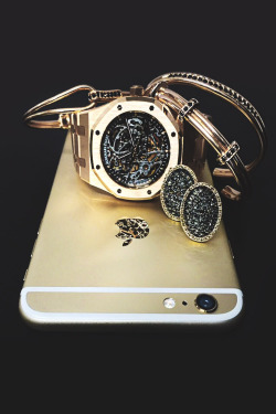 justphamous:  Gold Accessories | JustPhamous 