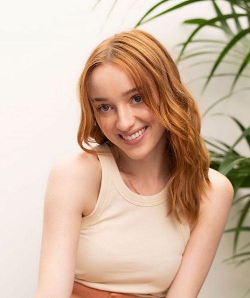 edwardslovelyelizabeth:Phoebe Dynevor photographed for WeDo/ Professional - Advocate for P