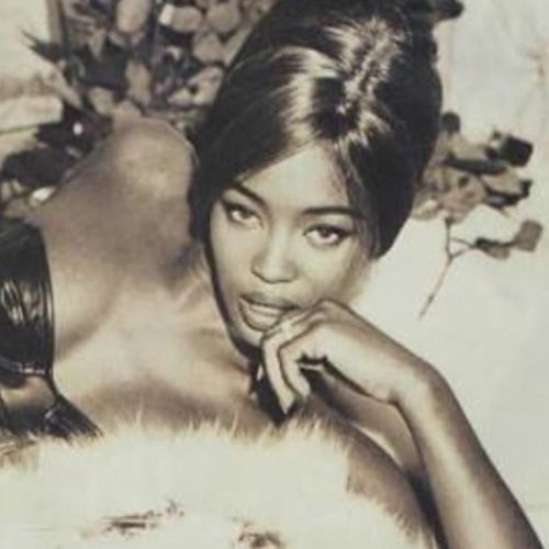 XXX @iamnaomicampbell HAPPY BDAY to one and only photo