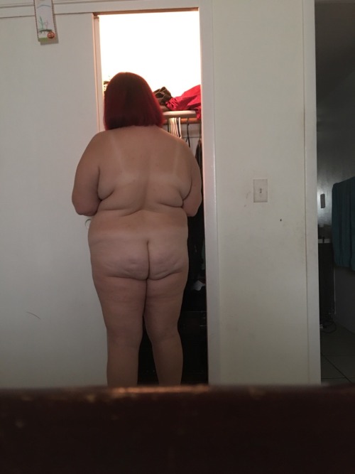 mywifessexybody: My wife for your enjoyment  thanks shes sexy as shit.