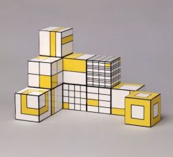 uvre:  12 Cubes, Glenys Barton, 1970.