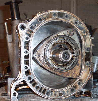cncenginedynamics:The Wankel Rotary Engine : Converts pressure into rotating motion,all parts rotate