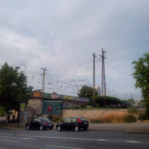 So Maby #wires Lead To #Dortmund # Hauptbahnhof #railway #wiregraphy (en Alter Burgwall)