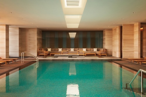 luxuryaccommodations:  Four Seasons Hotel Toronto - Canada Conveniently located in the swank Yorkvil