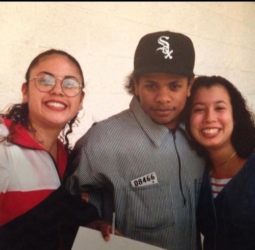 Eazy with fans